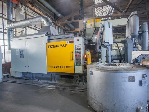 high pressure casting 1000 tonnes.jpg